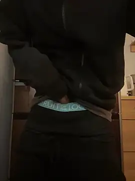 saku chan live online show from 03/07/25, 07:38