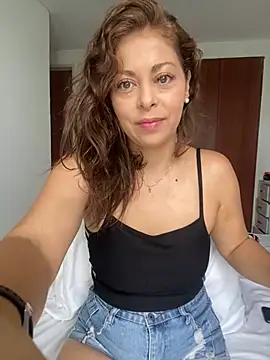 Anto Naranjo online show from 02/17/25, 01:10