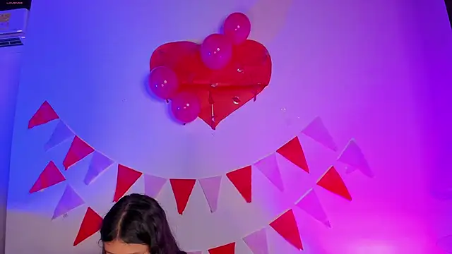 alaia-rogers online show from 02/14/25, 06:19