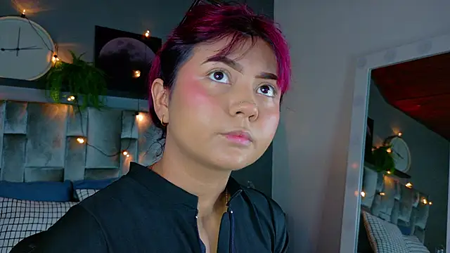 alaia-rogers online show from 09/27/25, 11:37