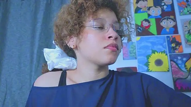 Snapshot of Ada_gales_ chatting on 07/25/26, 03:15 Ada gales online show from 07/25/26, 03:15