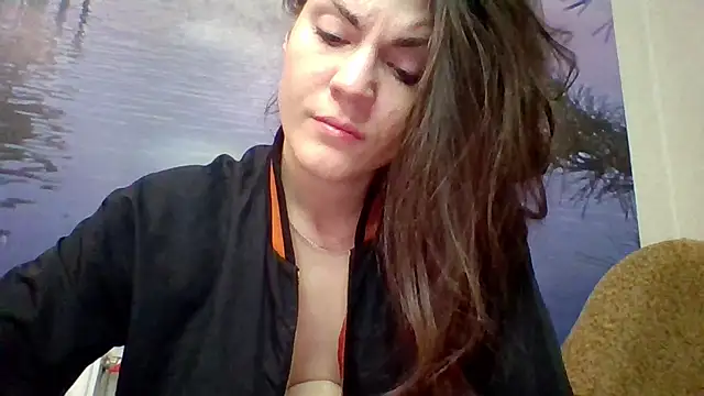 AliceTailor online show from 04/28/26, 07:57