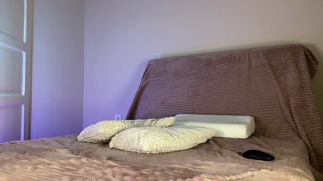 Snapshot of itsmaxxbaby_ chatting on 02/20/26, 03:14 itsmaxxbaby online show from 02/20/26, 03:14