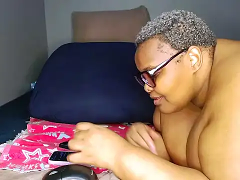 fatafricanqueen online show from 04/11/26, 08:02