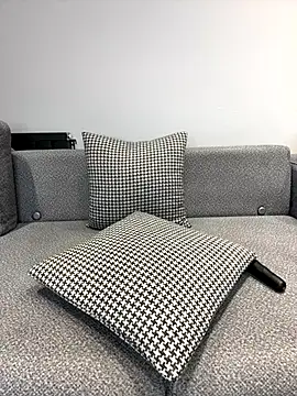 SaraSchener online show from 09/23/25, 10:35