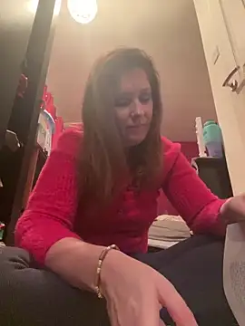 Lwhite1 online show from 02/19/25, 12:35