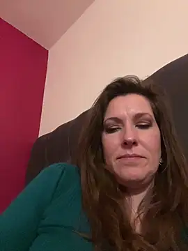 Lwhite1 online show from 03/19/25, 12:26