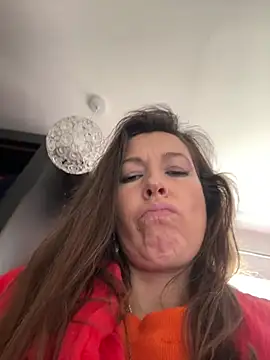 Lwhite1 online show from 04/01/26, 03:31