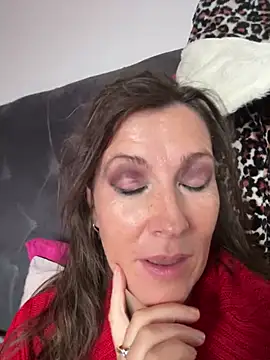 Lwhite1 online show from 04/14/26, 06:14