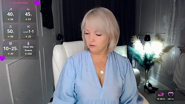 Juarnea online show from 11/07/25, 04:12