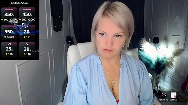 Snapshot of Juarnea chatting on 05/09/26, 10:20 Juarnea online show from 05/09/26, 10:20
