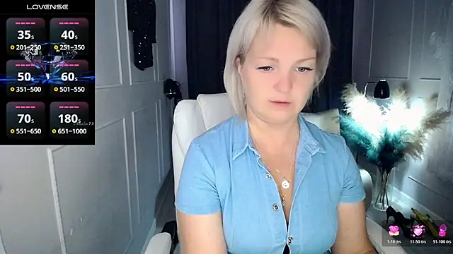 Snapshot of Juarnea chatting on 05/19/26, 07:47 Juarnea online show from 05/19/26, 07:47