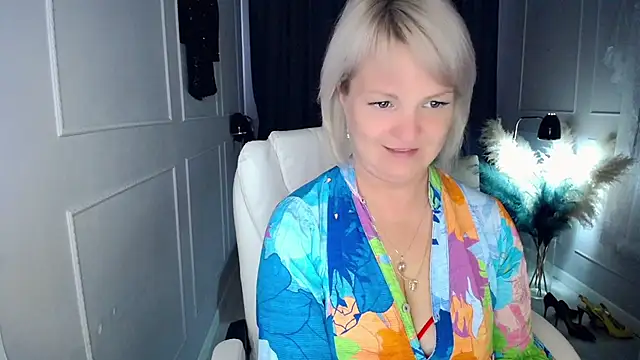 Snapshot of Juarnea chatting on 05/30/26, 05:37 Juarnea online show from 05/30/26, 05:37