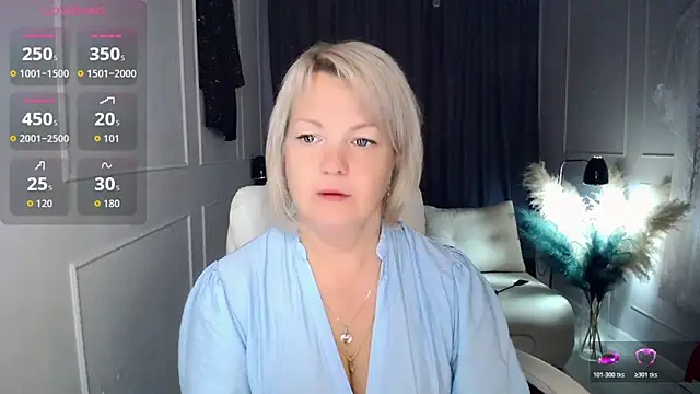 Snapshot of Juarnea chatting on 06/05/26, 01:45 Juarnea online show from 06/05/26, 01:45
