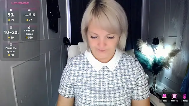 Snapshot of Juarnea chatting on 06/09/26, 11:11 Juarnea online show from 06/09/26, 11:11
