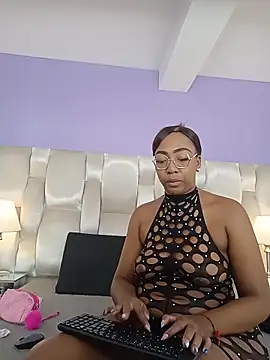 dirtyvictoria online show from 10/29/25, 12:18