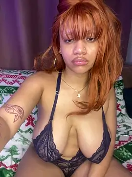 Snapshot of Charlotee_ chatting on 12/26/24, 10:26 Charlotee  online show from 12/26/24, 10:26