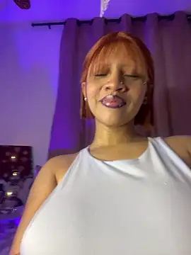 Snapshot of Charlotee_ chatting on 01/11/25, 04:48 Charlotee  online show from 01/11/25, 04:48