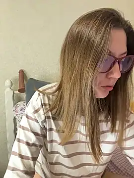 BeatriceTender online show from 04/08/26, 07:25