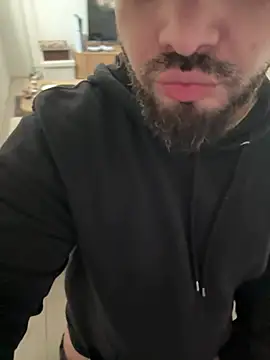 HairyArab90 online show from 02/15/26, 09:41