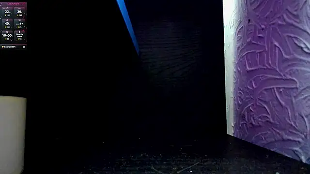 Snapshot of liam_oficial02 chatting on 12/17/24, 07:50 liam oficial02 online show from 12/17/24, 07:50