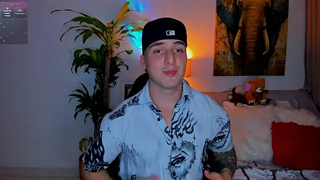 Snapshot of liam_oficial02 chatting on 02/23/25, 02:18 liam oficial02 online show from 02/23/25, 02:18