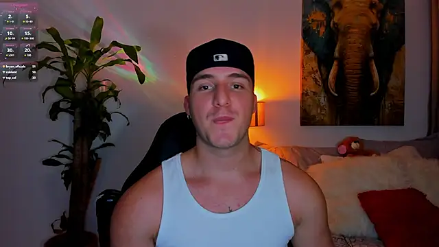 Snapshot of liam_oficial02 chatting on 03/08/25, 07:49 liam oficial02 online show from 03/08/25, 07:49