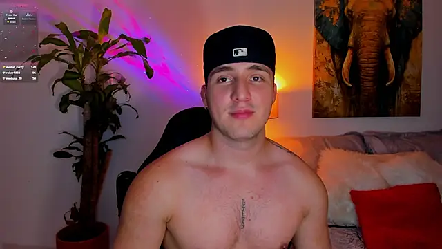 Snapshot of liam_oficial02 chatting on 03/15/25, 06:25 liam oficial02 online show from 03/15/25, 06:25