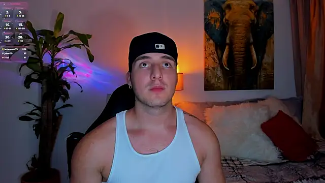 Snapshot of liam_oficial02 chatting on 03/18/25, 07:41 liam oficial02 online show from 03/18/25, 07:41