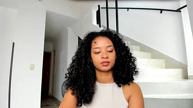 avellanatammy online show from 01/31/25, 01:34