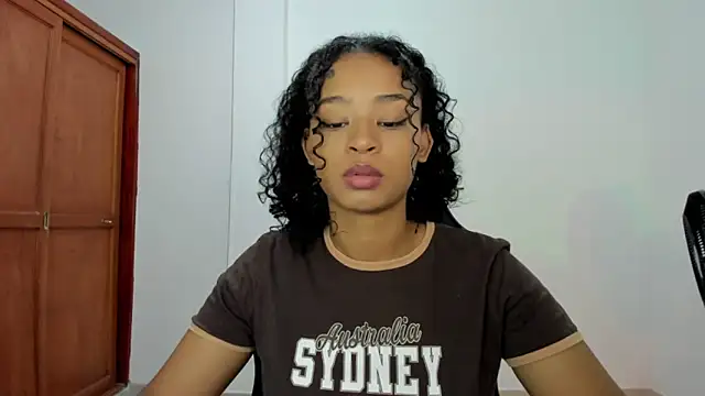 avellanatammy online show from 11/29/25, 04:37