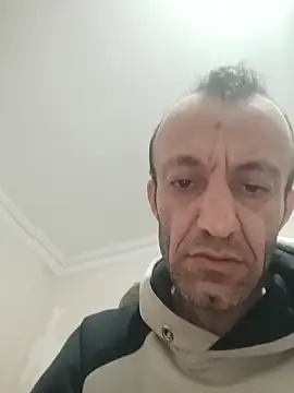 Aktorihann online show from 12/21/25, 12:29