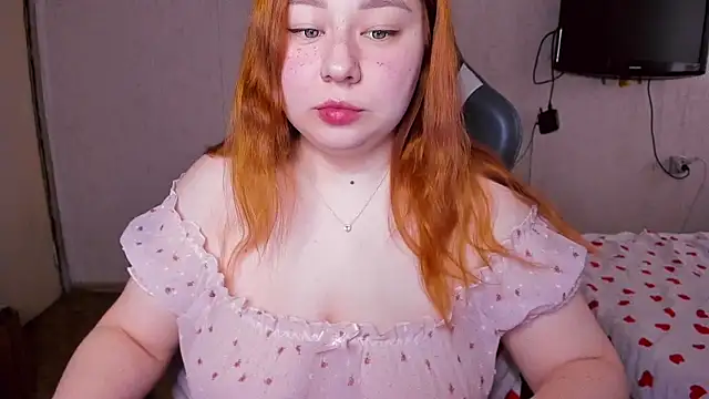 Snapshot of Milafoxxxy chatting on 02/20/25, 03:56 Milafoxxxy online show from 02/20/25, 03:56