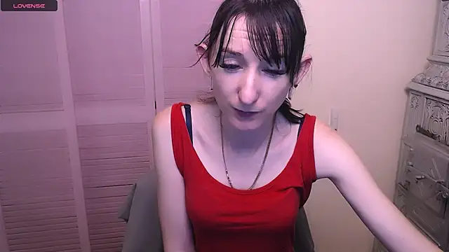Snapshot of AmandaSell chatting on 12/15/24, 12:06 AmandaSell online show from 12/15/24, 12:06