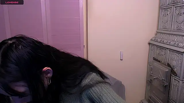 Snapshot of AmandaSell chatting on 12/20/24, 09:11 AmandaSell online show from 12/20/24, 09:11