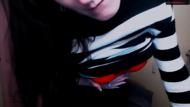 Snapshot of AmandaSell chatting on 01/02/25, 01:19 AmandaSell online show from 01/02/25, 01:19