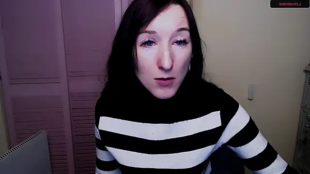 Snapshot of AmandaSell chatting on 01/03/25, 07:49 AmandaSell online show from 01/03/25, 07:49