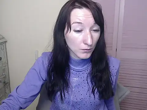 Snapshot of AmandaSell chatting on 01/06/25, 12:57 AmandaSell online show from 01/06/25, 12:57