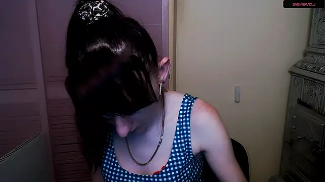 Snapshot of AmandaSell chatting on 01/15/25, 10:49 AmandaSell online show from 01/15/25, 10:49