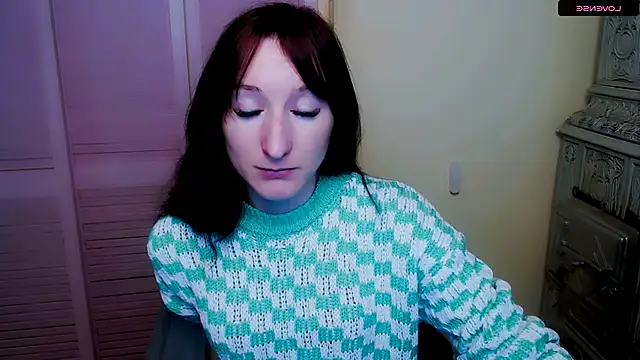 Snapshot of AmandaSell chatting on 01/23/25, 12:30 AmandaSell online show from 01/23/25, 12:30