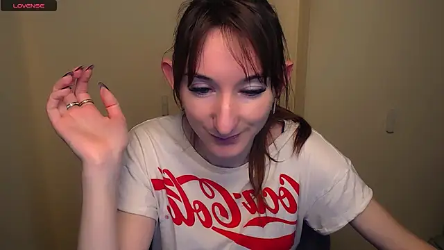Snapshot of AmandaSell chatting on 03/05/25, 08:10 AmandaSell online show from 03/05/25, 08:10