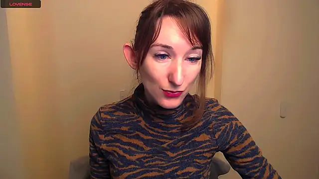 Snapshot of AmandaSell chatting on 03/06/25, 08:41 AmandaSell online show from 03/06/25, 08:41