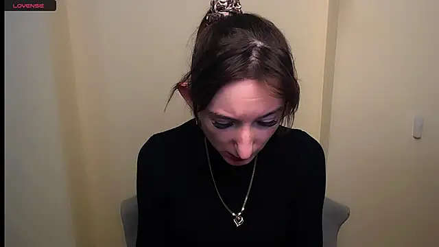 Snapshot of AmandaSell chatting on 03/13/25, 08:26 AmandaSell online show from 03/13/25, 08:26