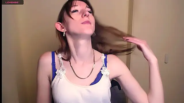 Snapshot of AmandaSell chatting on 03/16/25, 10:22 AmandaSell online show from 03/16/25, 10:22