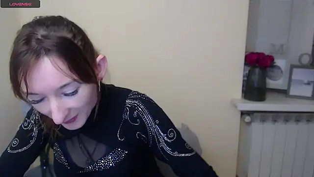 Snapshot of AmandaSell chatting on 03/17/25, 11:53 AmandaSell online show from 03/17/25, 11:53
