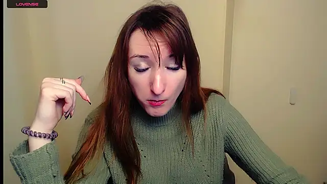 Snapshot of AmandaSell chatting on 03/19/25, 08:23 AmandaSell online show from 03/19/25, 08:23