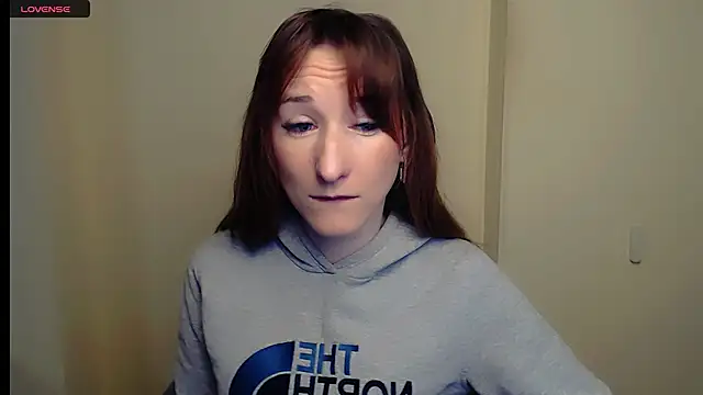Snapshot of AmandaSell chatting on 03/21/25, 08:28 AmandaSell online show from 03/21/25, 08:28