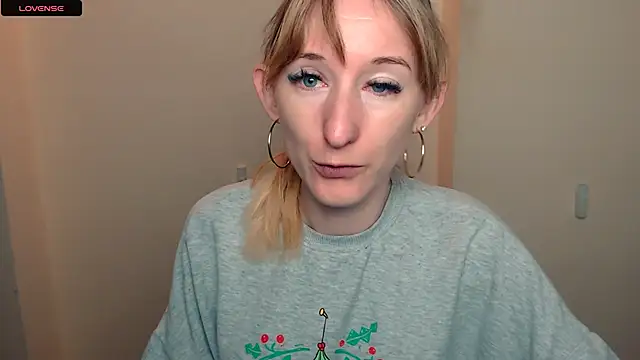 Snapshot of AmandaSell chatting on 09/15/25, 07:52 AmandaSell online show from 09/15/25, 07:52