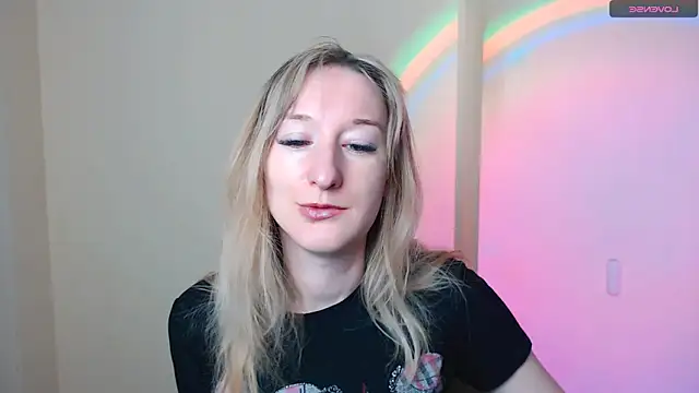 Snapshot of AmandaSell chatting on 05/14/26, 07:48 AmandaSell online show from 05/14/26, 07:48
