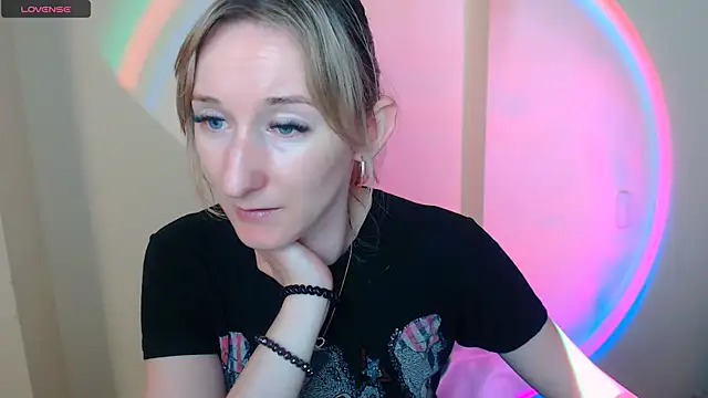 Snapshot of AmandaSell chatting on 07/22/26, 07:11 AmandaSell online show from 07/22/26, 07:11